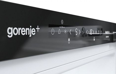 Встраиваемый двухкамерный холодильник Gorenje GDNRK5182A2