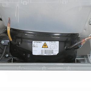 Холодильник с морозильником Bosch KGN39VL25R серебристый
