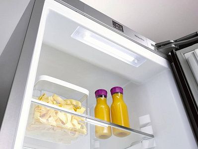 Холодильно-морозильная комбинация Miele KFN 29283 D edt/cs