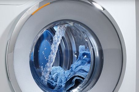 Стиральная машина с фронтальной загрузкой Miele WEA025 WCS Active