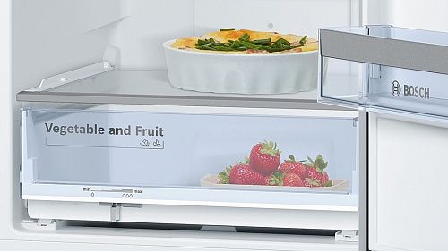 Двухкамерный холодильник Bosch KGN 39LR10 R
