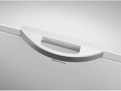 Морозильный ларь Electrolux LCB3LF20W0
