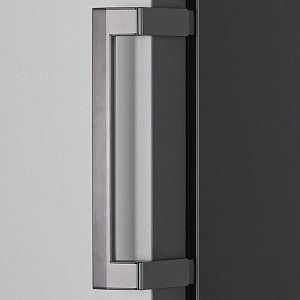 Морозильный шкаф LG GC-B404FAQM серебристый