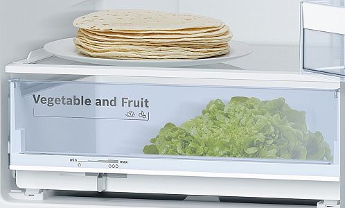 Двухкамерный холодильник Bosch KGN 39NL13 R