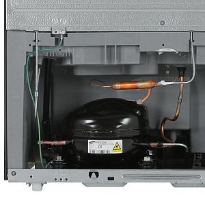 Холодильник с морозильником Samsung RB34T670FBN/WT черный