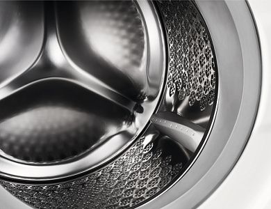 Стирально-сушильная машина Electrolux EW8WR261B