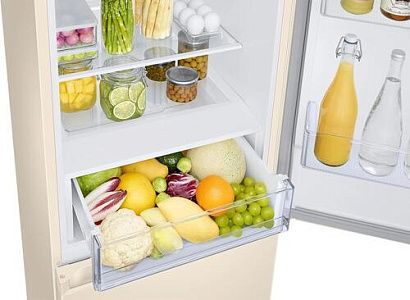 Холодильник с морозильником Samsung RB34T670FEL/WT бежевый