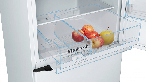 Холодильник с нижней морозильной камерой BOSCH KGE39XW21R