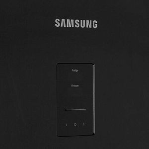 Холодильник с морозильником Samsung RB34T670FBN/WT черный