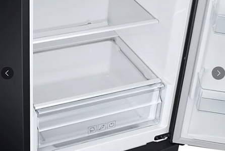 Холодильник с морозильником Samsung RB37A52N0B1 черный