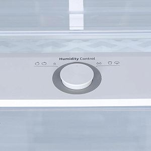 Холодильник с морозильником Samsung RB38T676FSA/WT серебристый