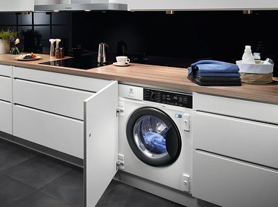 Встраиваемая стиральная машина Electrolux EW7F3R48SI