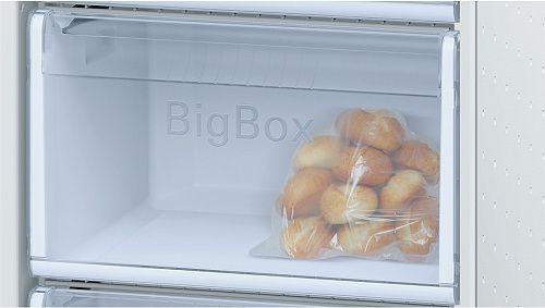 Двухкамерный холодильник Bosch KGN39VP15R