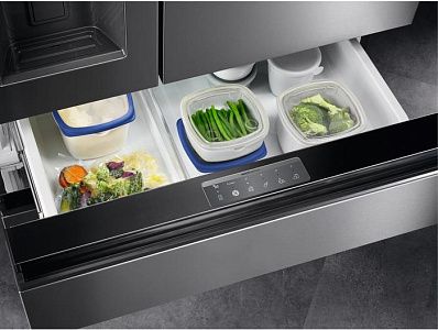 Холодильник Electrolux LLI9VF54X0