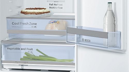 Двухкамерный холодильник Bosch KGN 39XD18 R