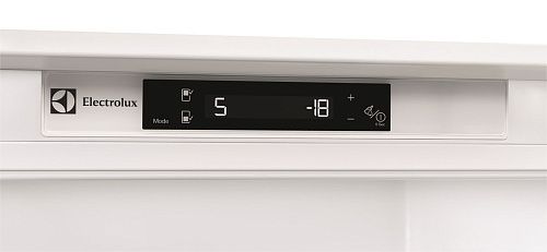 Холодильник Electrolux ENG2693AOW