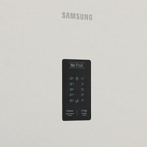 Холодильник с морозильником Samsung RB37A52N0EL бежевый