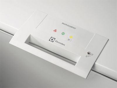 Морозильный ларь Electrolux EC3201AOW