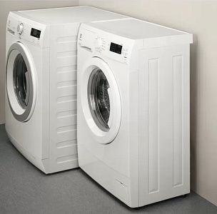 Стиральная машина Electrolux EWS1054SDU