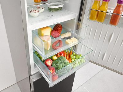 Отдельностоящая холодильно-морозильная комбинация Miele KFN16947D ED/CS